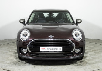 Подержанный автомобиль MINI Clubman Wagon 2016 года (2 фото)