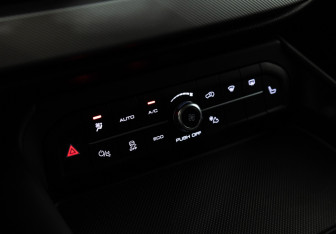 Подержанный автомобиль Haval F7x 2023 года (17 фото)