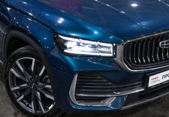 Подержанный автомобиль Geely Monjaro 2023 года (6 фото)