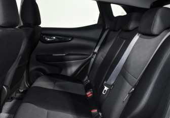 Подержанный автомобиль Nissan Qashqai 2018 года (12 фото)