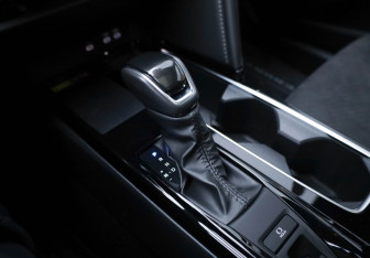 Подержанный автомобиль Toyota Camry Sedan 2024 года (15 фото)