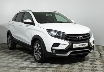 Подержанный автомобиль LADA (ВАЗ) XRAY 2021 года (3 фото)