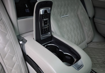 Подержанный автомобиль Land Rover Range Rover 2019 года (34 фото)