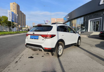 Подержанный автомобиль Kia Rio Hatchback 2019 года (4 фото)