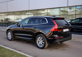 Подержанный автомобиль Volvo XC60 2018 года (6 фото)