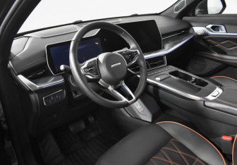 Подержанный автомобиль Haval F7 2024 года (9 фото)