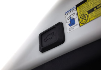 Подержанный автомобиль Toyota RAV4 2013 года (30 фото)