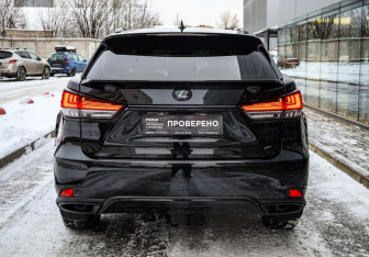 Подержанный автомобиль Lexus RX 2020 года (5 фото)
