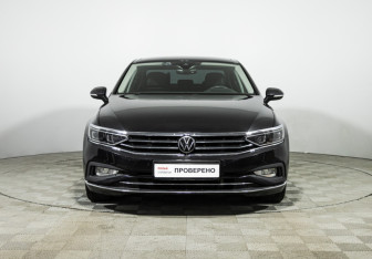 Подержанный автомобиль Volkswagen Passat Sedan 2020 года (2 фото)