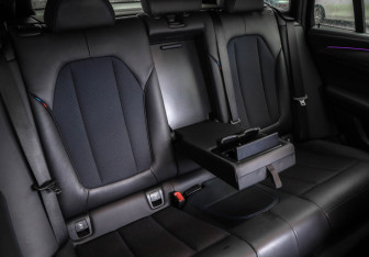 Подержанный автомобиль BMW X4 2018 года (29 фото)