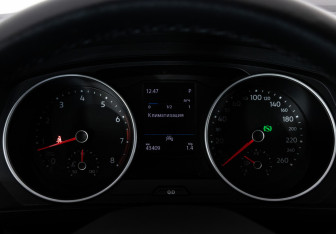 Подержанный автомобиль Volkswagen Tiguan 2021 года (28 фото)