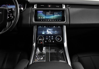 Подержанный автомобиль Land Rover Range Rover Sport 2018 года (16 фото)