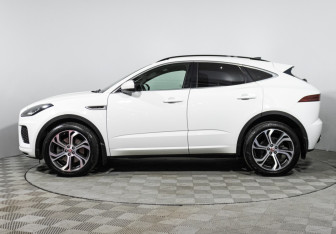 Подержанный автомобиль Jaguar E-Pace 2019 года (8 фото)