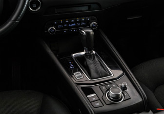 Подержанный автомобиль Mazda CX-5 2019 года (14 фото)