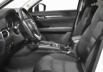 Подержанный автомобиль Mazda CX-5 2018 года (10 фото)