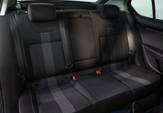 Подержанный автомобиль Skoda Octavia Liftback 2018 года (20 фото)