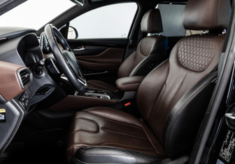 Подержанный автомобиль Hyundai Santa Fe 2018 года (24 фото)