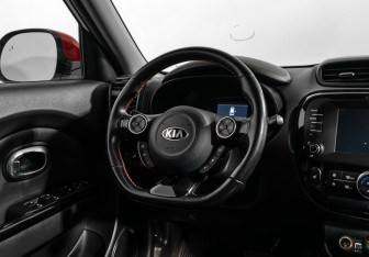 Подержанный автомобиль Kia Soul 2017 года (16 фото)