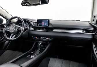 Подержанный автомобиль Mazda 6 Sedan 2020 года (9 фото)