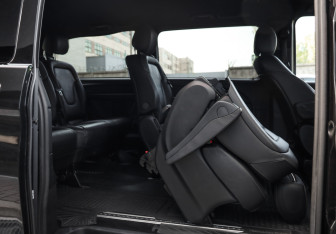 Подержанный автомобиль Mercedes-Benz Vito 2015 года (29 фото)