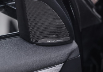 Подержанный автомобиль BMW X1 2019 года (23 фото)