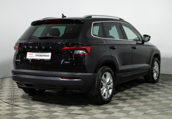Подержанный автомобиль Skoda Karoq 2020 года (5 фото)