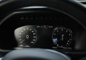 Подержанный автомобиль Volvo XC90 2020 года (15 фото)
