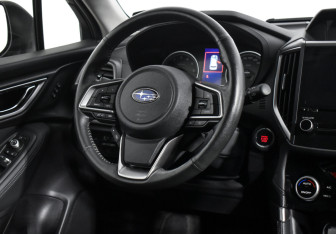 Подержанный автомобиль Subaru Forester Suv 2019 года (15 фото)