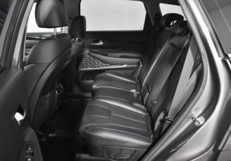Подержанный автомобиль Hyundai Santa Fe 2021 года (11 фото)