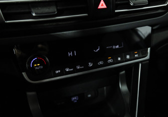 Подержанный автомобиль Kia Seltos 2022 года (17 фото)