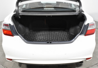 Подержанный автомобиль Toyota Camry Sedan 2017 года (19 фото)