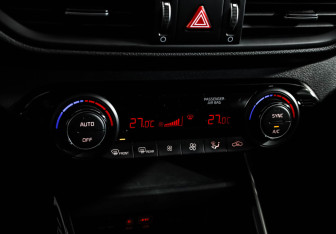 Подержанный автомобиль Kia Cerato Sedan 2020 года (18 фото)