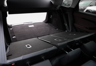 Подержанный автомобиль Land Rover Range Rover Evoque 2024 года (35 фото)