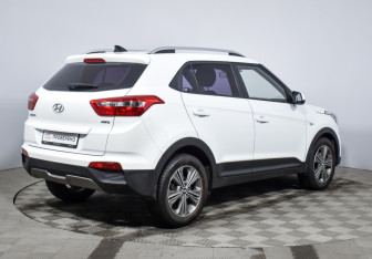 Подержанный автомобиль Hyundai Creta 2017 года (5 фото)