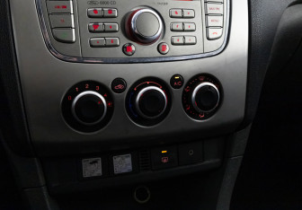 Подержанный автомобиль Ford Focus Wagon 2007 года (12 фото)