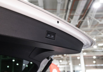 Подержанный автомобиль Volkswagen Tiguan 2021 года (28 фото)