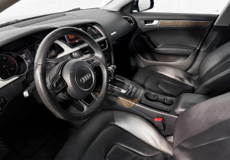 Подержанный автомобиль Audi A5 Liftback 2016 года (9 фото)