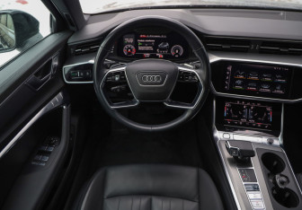 Подержанный автомобиль Audi A6 allroad 2019 года (10 фото)