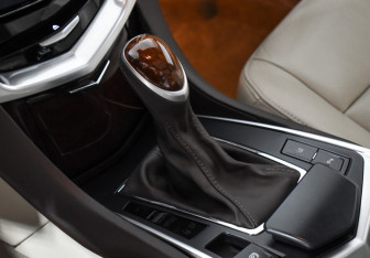 Подержанный автомобиль Cadillac SRX 2014 года (11 фото)