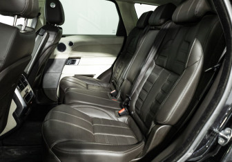 Подержанный автомобиль Land Rover Range Rover Sport 2014 года (10 фото)