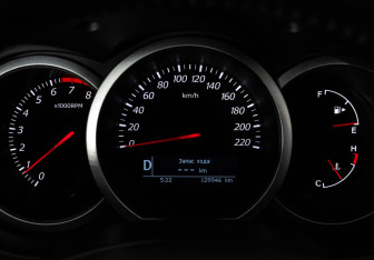 Подержанный автомобиль Suzuki Grand Vitara 2008 года (18 фото)