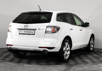 Подержанный автомобиль Mazda CX-7 2011 года (5 фото)