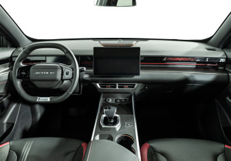 Подержанный автомобиль Jetour Dashing 2024 года (13 фото)