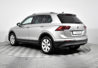 Подержанный автомобиль Volkswagen Tiguan 2017 года (7 фото)