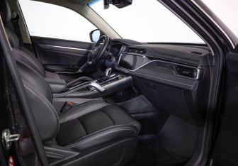 Подержанный автомобиль Geely Atlas Pro 2023 года (24 фото)