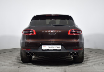 Подержанный автомобиль Porsche Macan 2014 года (6 фото)
