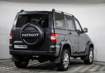 Подержанный автомобиль УАЗ Patriot 2017 года (5 фото)