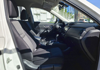 Подержанный автомобиль Nissan X-Trail 2020 года (11 фото)