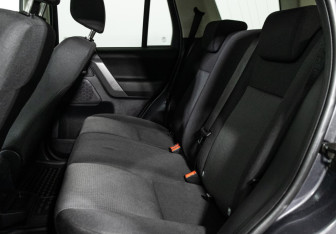 Подержанный автомобиль Land Rover Freelander 2010 года (10 фото)