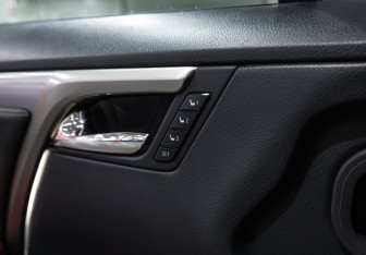Подержанный автомобиль Lexus RX 2020 года (23 фото)